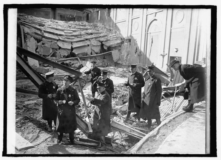 Knickerbocker_Theater_disaster-768x556 - Ferraro Law Firm 1922 Knickerbocker Theatre building collapse in Washington, D.C.